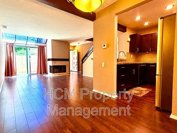 3rd image of 25761 Le Parc Unit 12