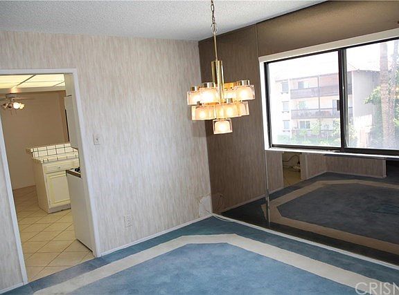 5th image of 5325 Lindley Ave Unit 201