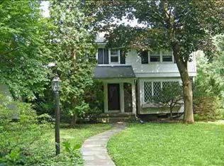 3 Graffunder Dr, Menands, NY 12204