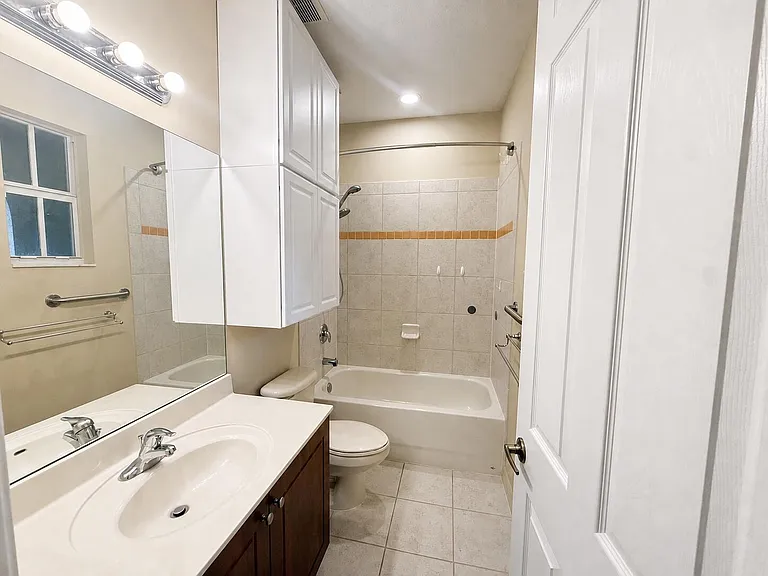 2851 W Prospect Rd #1209 — Photo 14