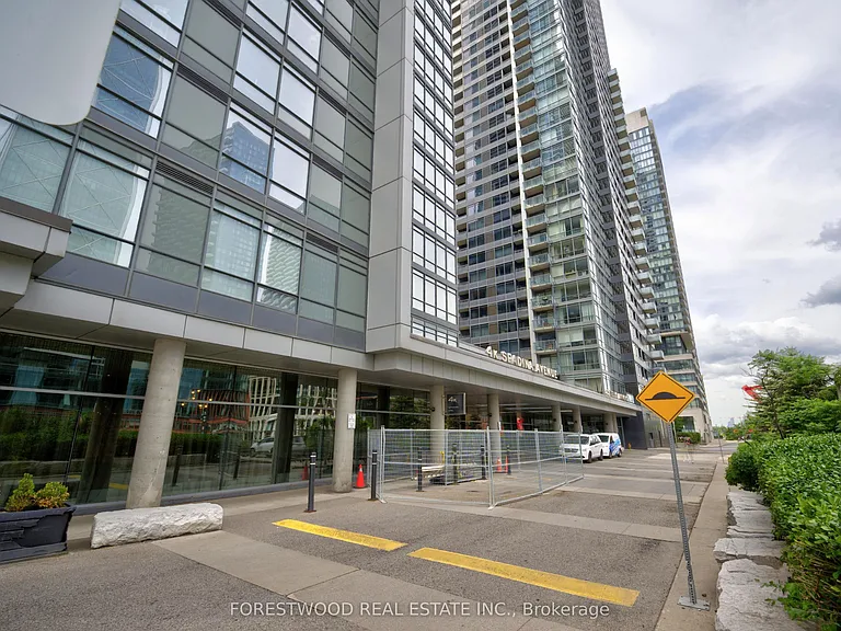 4K Spadina Ave #1716 — Photo 32