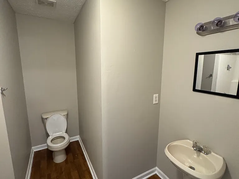 9582 Highway 52 W #C — Photo 7