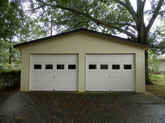 2nd image of 6113 Stratford Ct NW
