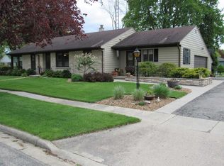 272 E Green St, Jefferson, WI 53549