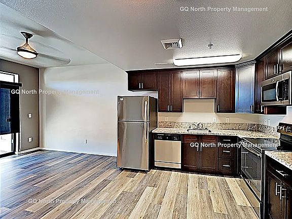 3rd image of 6601 Folsom Blvd Unit 201