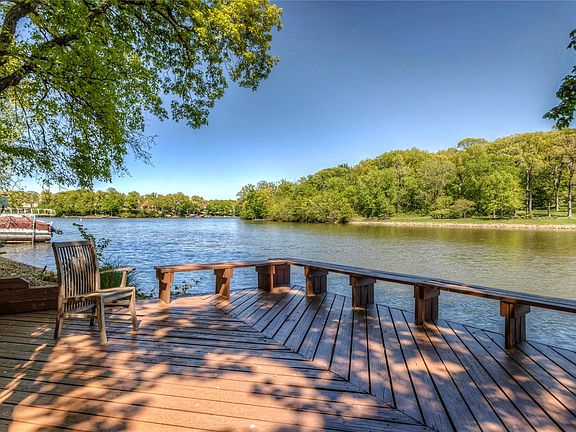 4th image of 15 Regatta Bay Ct