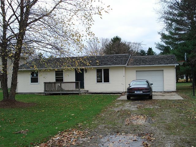 1st image of 329 Meadow Dr