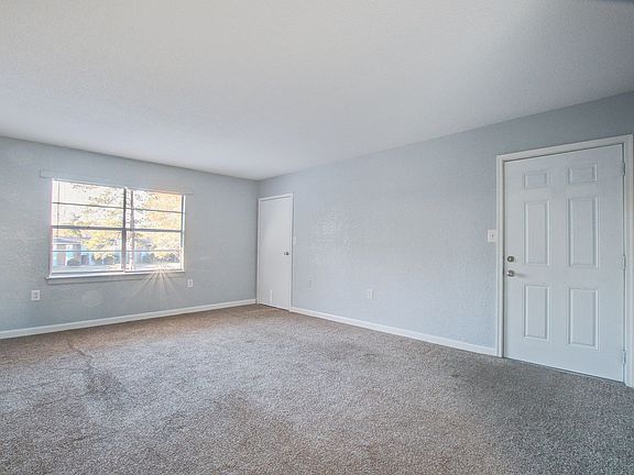 5th image of 1600 Columbia Rd APT F2
