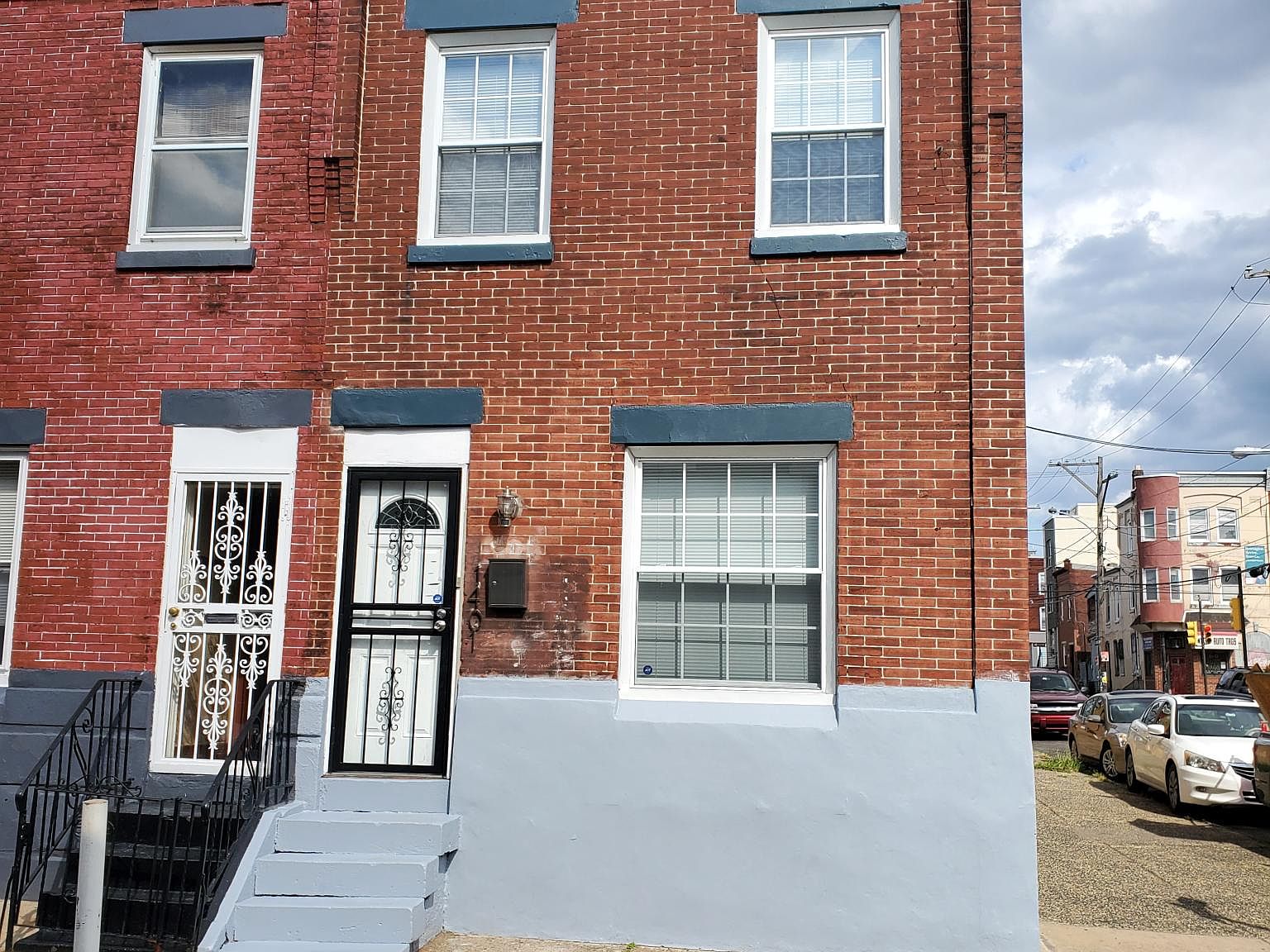 1401 N Hollywood St, Philadelphia, PA 19121 | Zillow