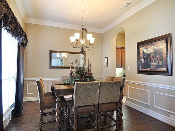 Formal Dining