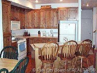 4th image of 2145 Fenchurch Dr #19