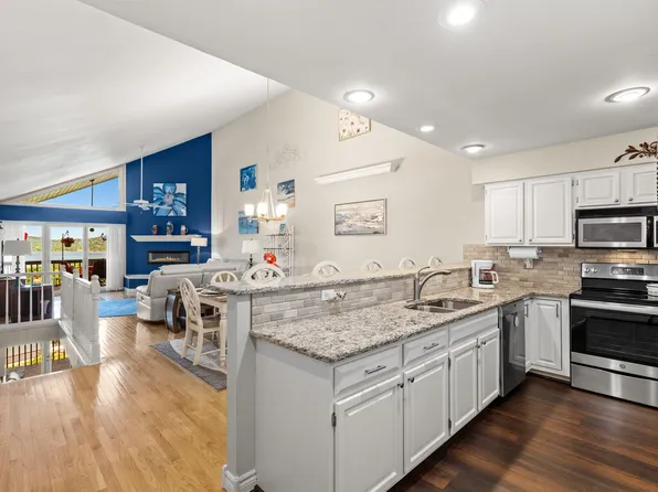 219 Point Seven Road #10, Kimberling City, MO 65686