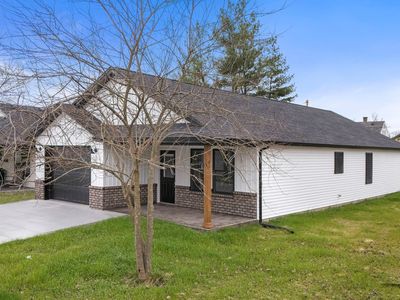 633 W Cherry St, Scottsburg, IN, 47170