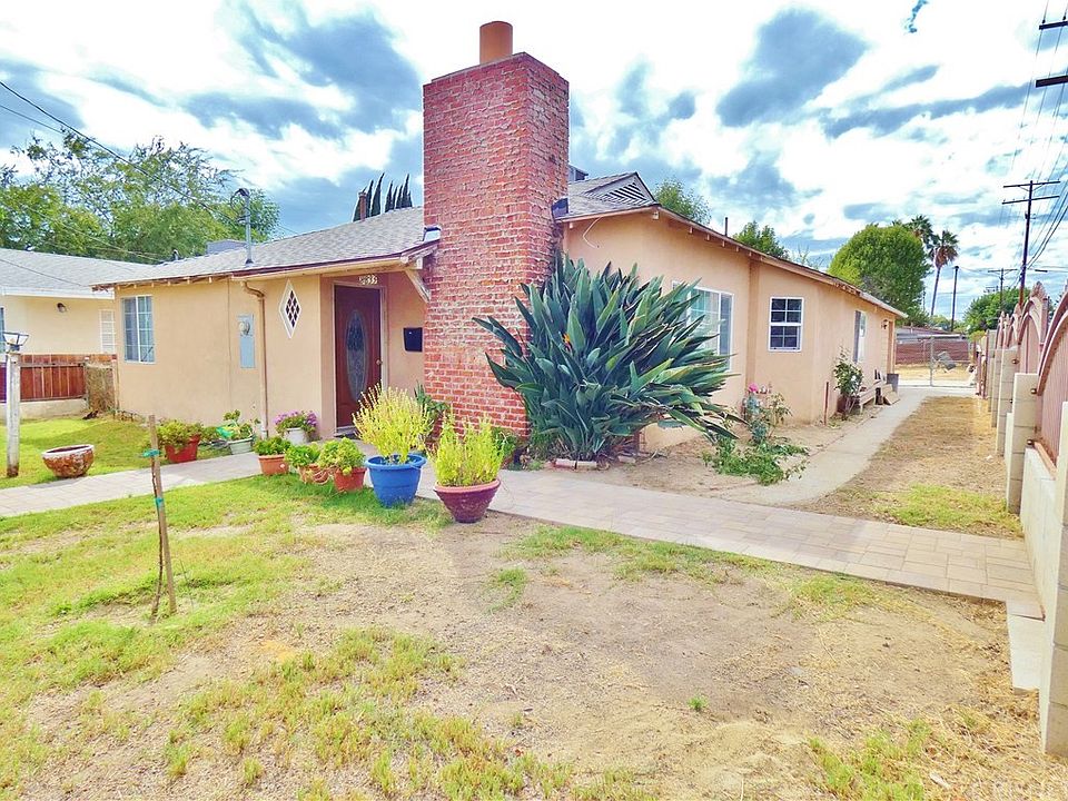1st image of 8833 Darby Ave