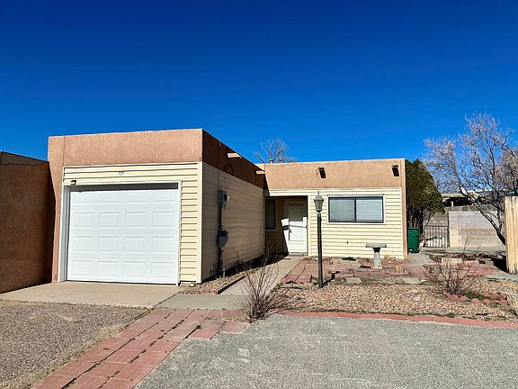 2nd image of 571 Star Villa Cir SE