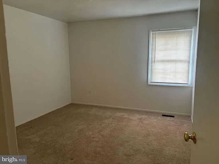2207 Hyson Pl — Photo 15