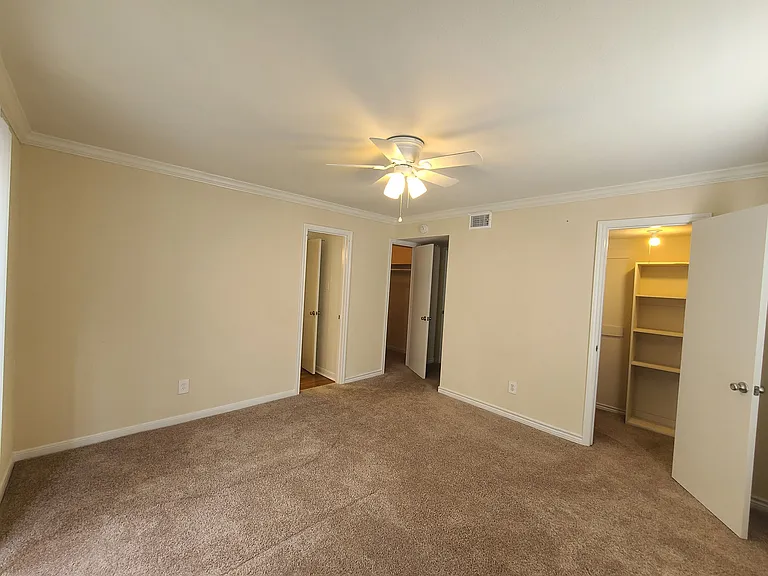 Morgan Manor — Photo 25