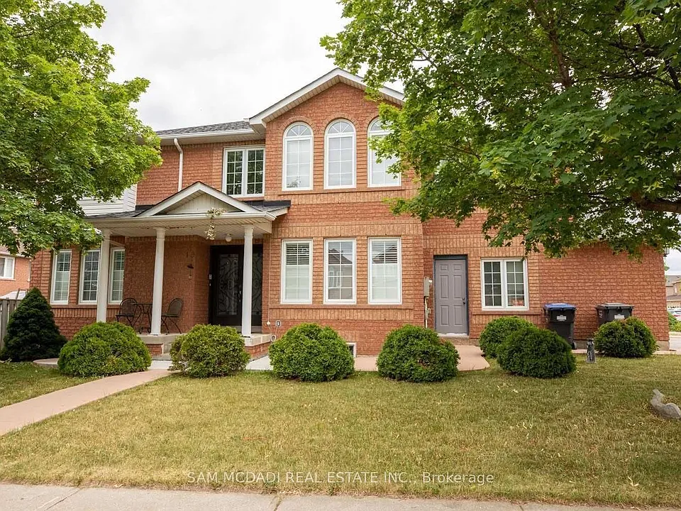 19 Sterritt Dr