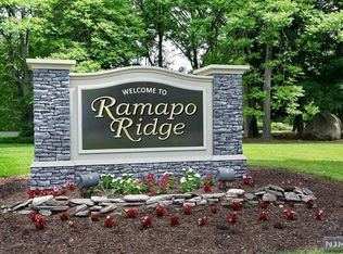 304 Vista View Dr, Mahwah, NJ 07430