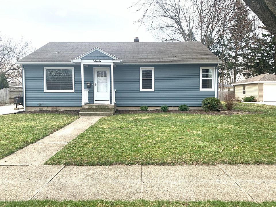 1st image of 3686 Lee St