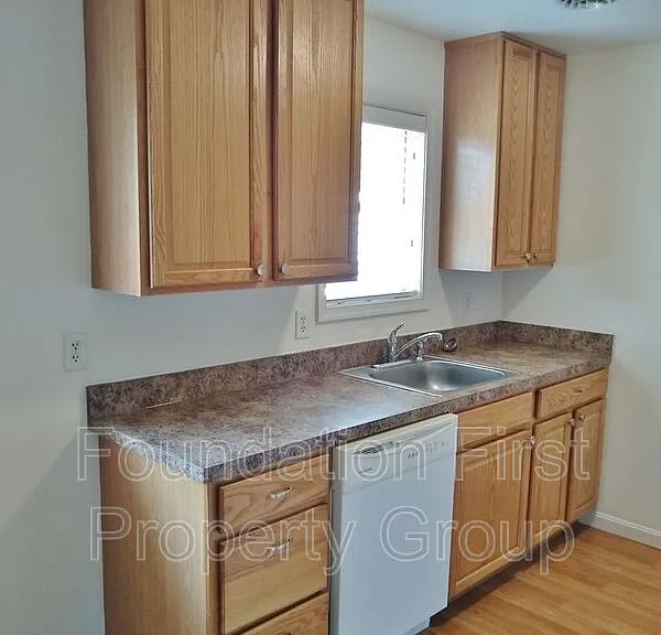 1495 Fairfield Rd #7 — Photo 10
