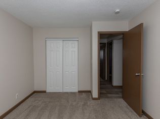 Sycamore Street Apartments, Tipton, IA 52772