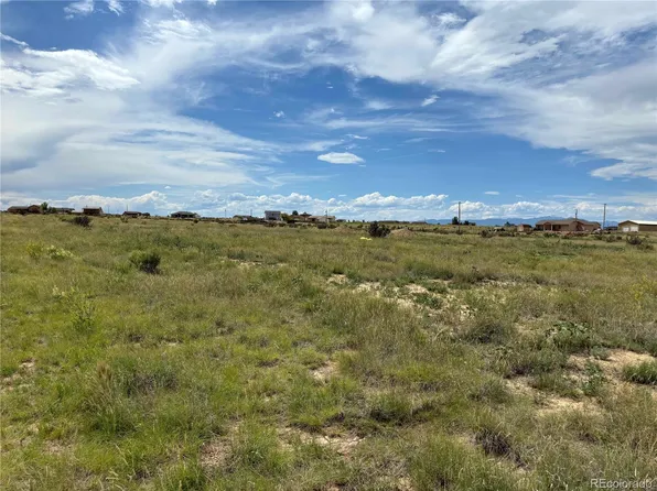 1977 E Gladstone Lane LOT 156, Pueblo, CO 81007