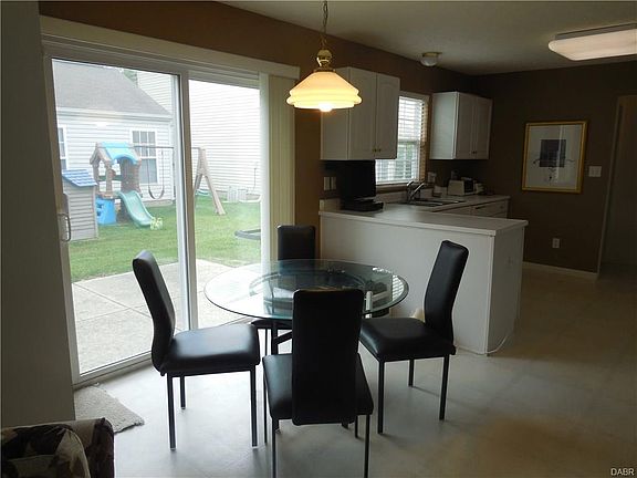 5th image of 3587 King Henry Dr