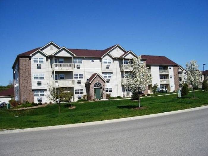 2nd image of 8400 Cunat Blvd