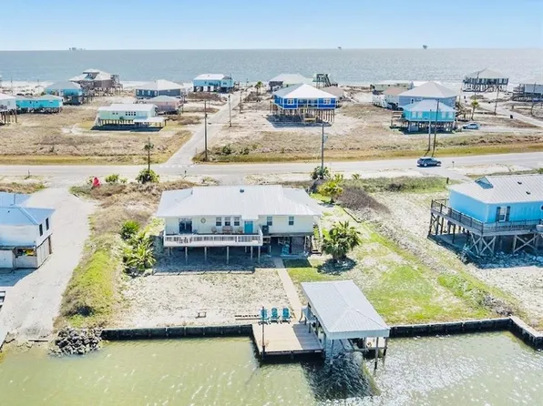 2206 Bienville Blvd, Dauphin Island, AL 36528