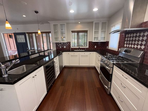 5th image of 2746 N Kenneth Rd