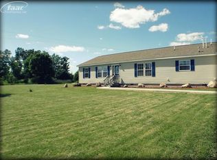 9500 Baldwin Rd, Gaines, MI 48436