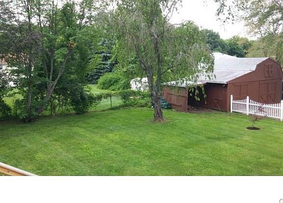 4th image of 6 Meadowridge Dr