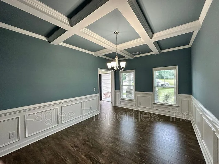 451 Fallingbrook Dr — Photo 2