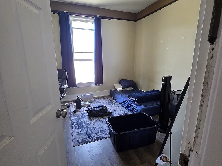 468 S 6th St #7 — Photo 1
