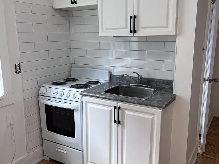 44 Huntley St #203 — Photo 3