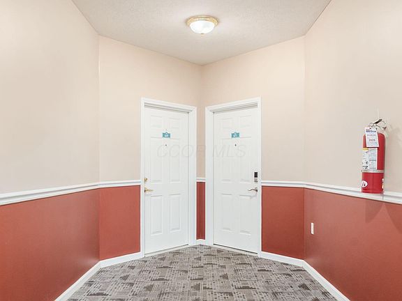 5th image of 669 Spring Valley Dr