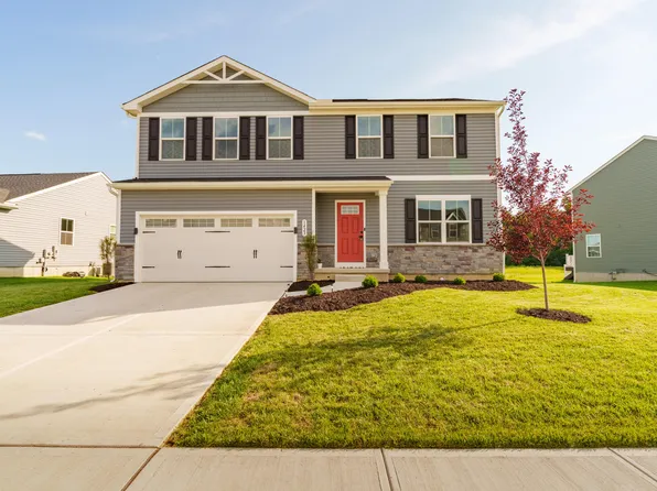 1423 Silverleaf Oak St, Sidney, OH 45365