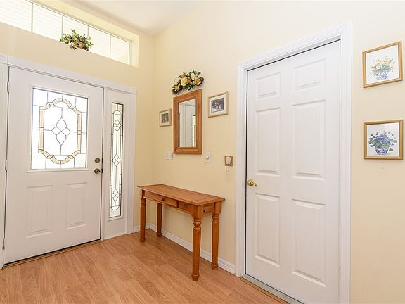 3rd image of 596 Christina Dr