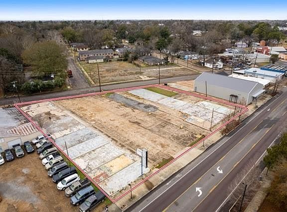 5th image of 18-22 24 34 Bolton Ave Lot 66