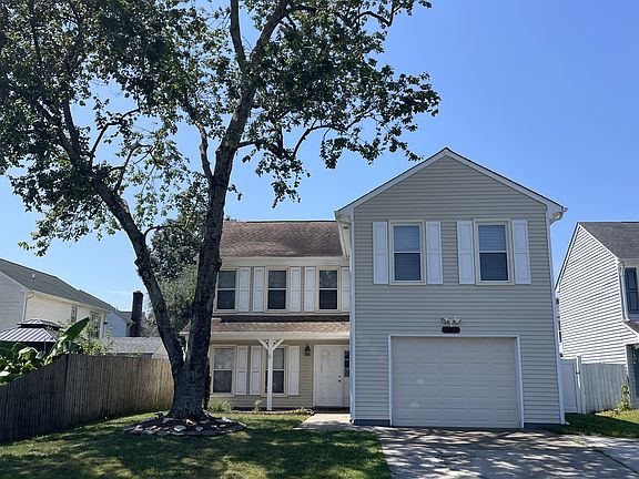 2nd image of 1945 Livingston Oak Dr