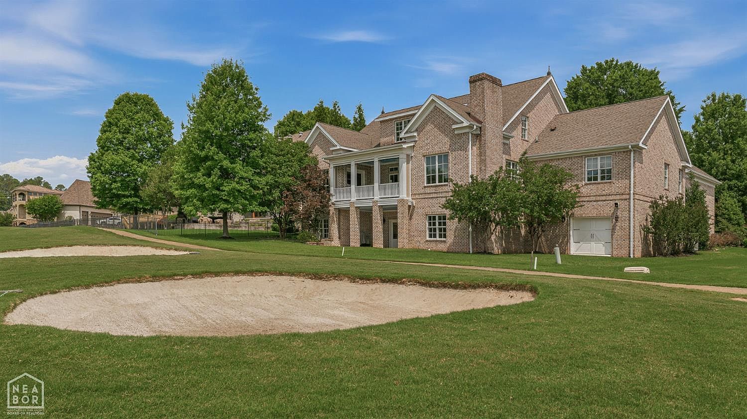 3729 Riviera Dr