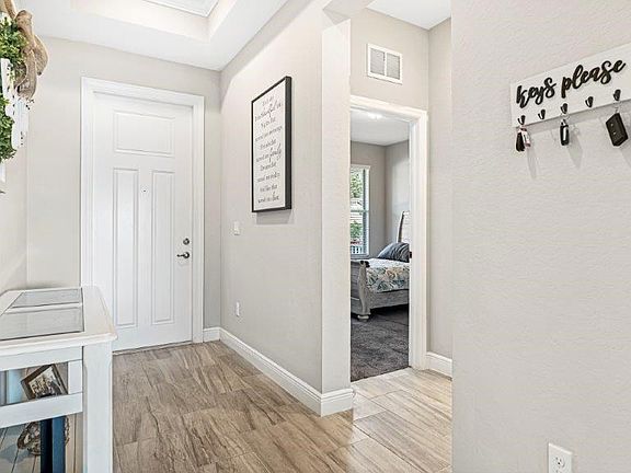 5th image of 1746 Willows Sq