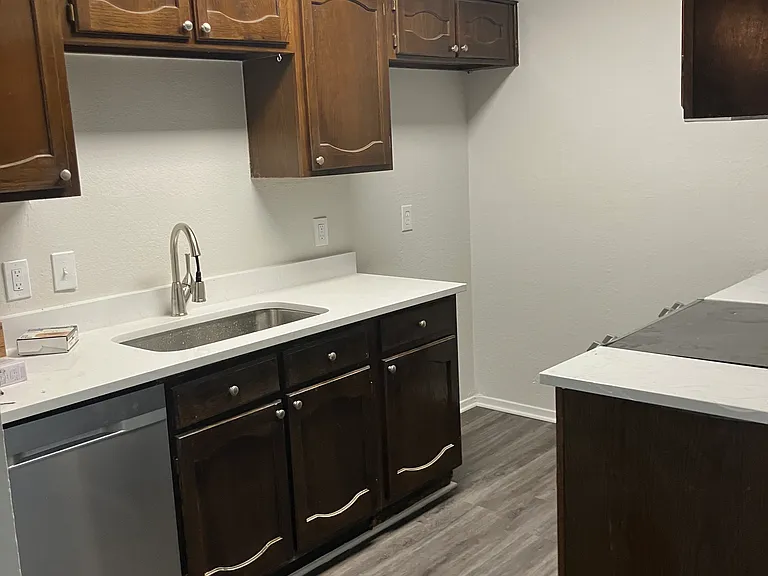 2552 Navasota Cir — Photo 6