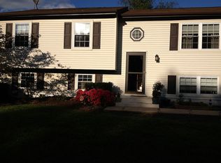 24117 Bush Hill Rd, Gaithersburg, MD 20882