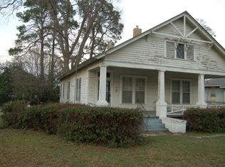 607 E 12th Ave, Cordele, GA 31015