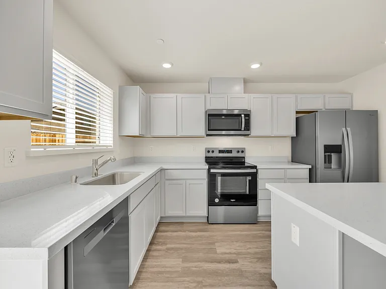 7040 Lone Sycamore St — Photo 11