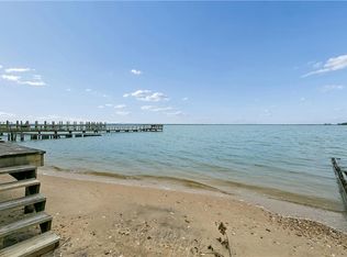 33 Haughton Ln, Newport News, VA 23606