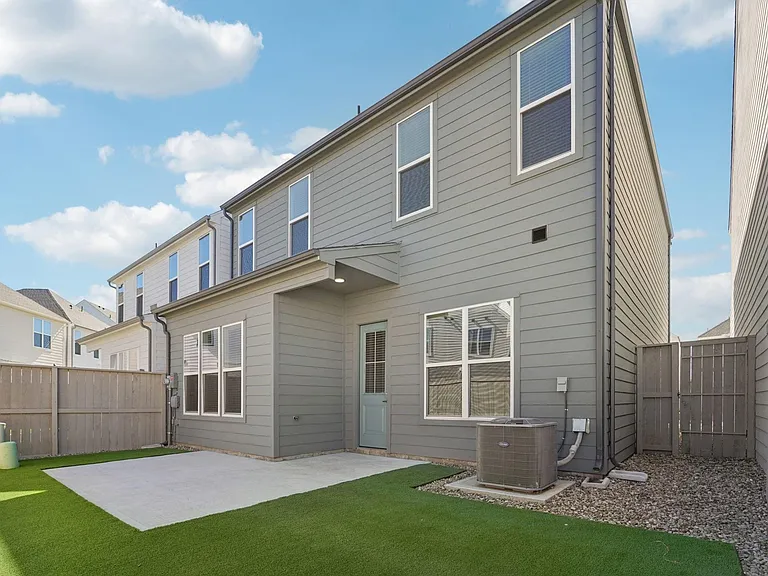 7415 Leighton Meadow Ln — Photo 47