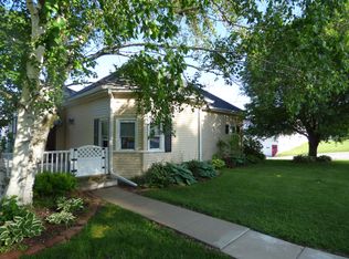 118 S Central St, Carson, IA 51525